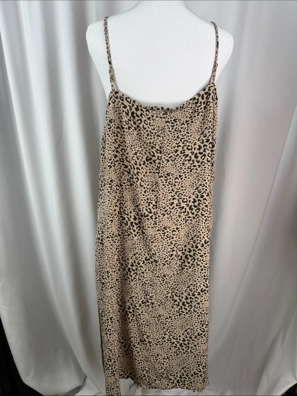 American Eagle Outfitters Leopard-Print Maxi Skirt in Beige and Black